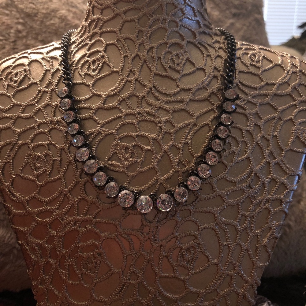 Shiny black necklace & earrings with crystal gems